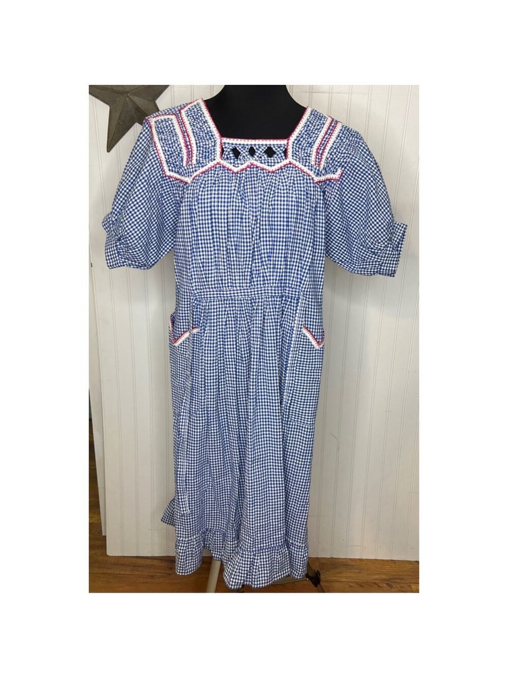 Vintage 70’s Gingham Apron Dress - Picture 8 of 8